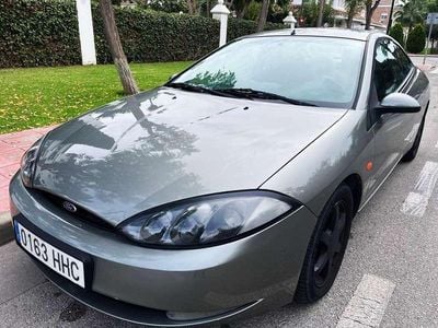 Usado Ford Cougar 116 CV (85 kW) 1999 Gris Coupe
