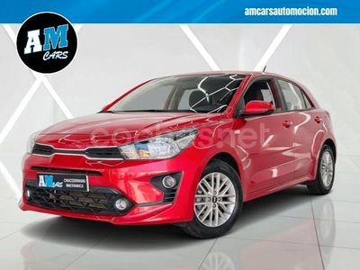 Granate Usado 2022 Kia Rio Berlina | 12.990 € (Precio justo)
