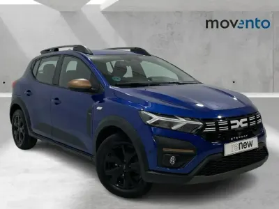 Käytetty Dacia Sandero Extreme 110 HP (80 kW) 2024 Sininen Sedan