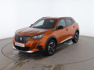 Usado Peugeot 2008 Allure 131 CV (96 kW) 2023 Naranja SUV