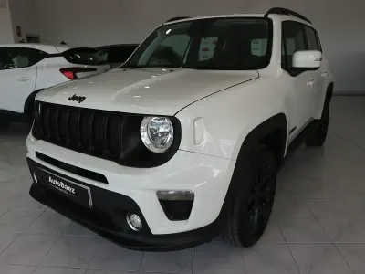 Usado Jeep Renegade Night Eagle 140 CV (102 kW) 2019 Blanco SUV