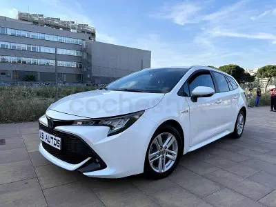 Usado Toyota Corolla Active 122 CV (89 kW) 2021 Blanco Familiar