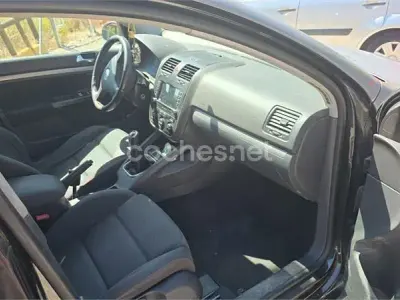 Usado VW Golf IV Sportline 140 CV (102 kW) 2004 Gris / plata Berlina