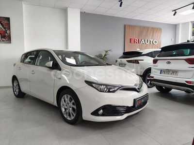 Toyota Auris Hybrid