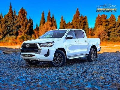 Usado Toyota HiLux 204 CV (150 kW) 2021 Blanco Recogida