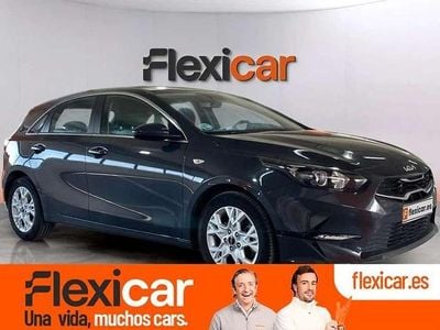 Używany Kia Ceed 120 KM (88 kW) 2022 Szary Hatchback