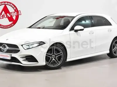 Usado Mercedes A180 AMG line 116 CV (85 kW) 2020 Blanco Utilitario