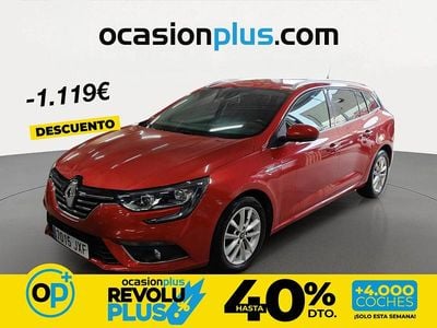 Usado Renault Mégane GrandTour Zen 130 CV (95 kW) 2017 Rojo Familiar
