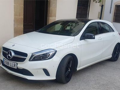 Usado Mercedes A200 Urban 136 CV (100 kW) 2016 Blanco Berlina