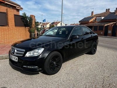 Usado Mercedes C180 Edition 120 CV (88 kW) 2012 Negro Berlina