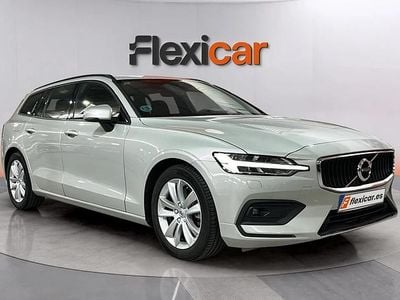 Begagnad Volvo V60 Momentum 190 HK (139 kW) 2018 Grå Kombi