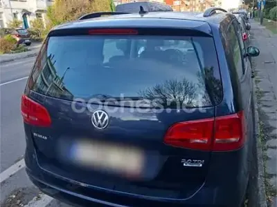 Usado Seat Alhambra 4Drive 150 CV (110 kW) 2015 Azul Monovolumen