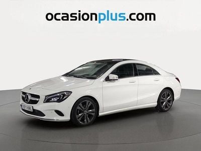 Usado Mercedes CLA200 156 CV (114 kW) 2018 Blanco Berlina