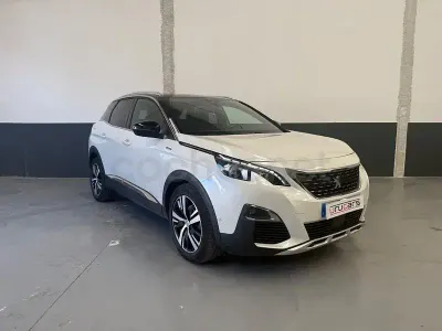 Usado Peugeot 3008 GT-line 130 CV (95 kW) 2017 Blanco SUV