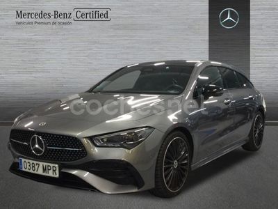 Gris / plata Usado 2024 Mercedes CLA200 Familiar | 41.400 € (Un poco caro)