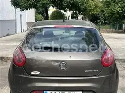 Usado Fiat Bravo Dynamic 120 CV (88 kW) 2007 Marrón Utilitario