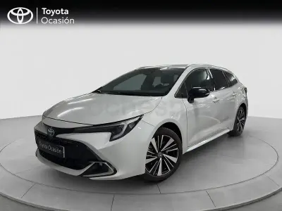 Usado Toyota Corolla Sport 196 CV (144 kW) 2025 Gris / plata Familiar