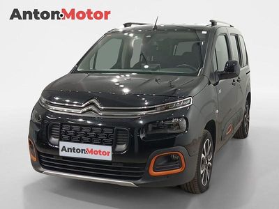 Usado Citroën Berlingo Shine 102 CV (75 kW) 2023 Negro Monovolumen