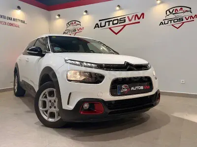 Usado Citroën C4 Cactus Feel 102 CV (75 kW) 2020 Blanco Utilitario