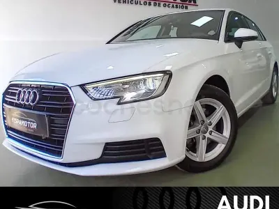 Usado Audi A3 Advanced Plus 116 CV (85 kW) 2020 Blanco Berlina