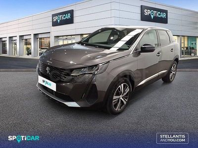 Usado Peugeot 3008 Allure 130 CV (95 kW) 2024 Gris / plata SUV