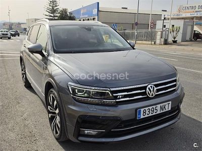 Usado VW Tiguan Allspace Sportline 240 CV (176 kW) 2020 Gris / plata SUV