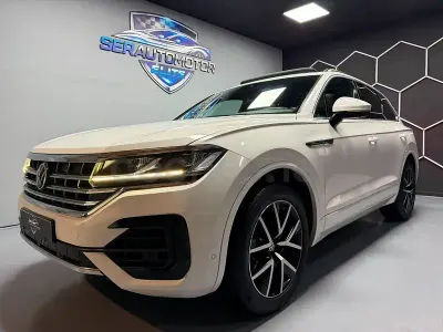 Usado VW Touareg R-line 286 CV (210 kW) 2021 Blanco SUV