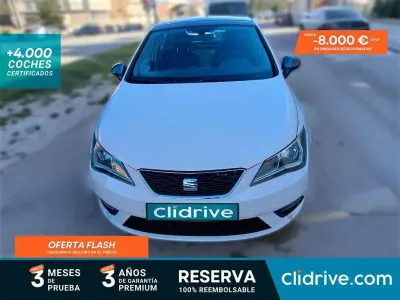 Usado Seat Ibiza CONNECT 105 CV (77 kW) 2015 Blanco Berlina