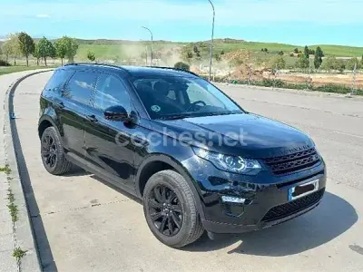 Usado Land Rover Discovery Sport HSE 150 CV (110 kW) 2017 Negro SUV