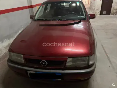 Usado Opel Vectra 136 CV (100 kW) 1998 Granate Berlina