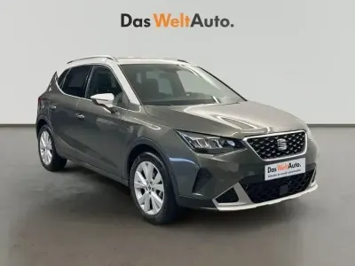 Usado Seat Arona Xperience 116 CV (85 kW) 2025 Gris SUV