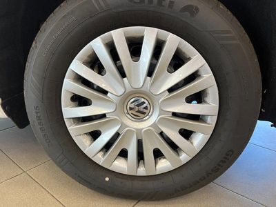 Nuevo VW Caddy 102 CV (75 kW) 2026 Blanco candy Monovolumen