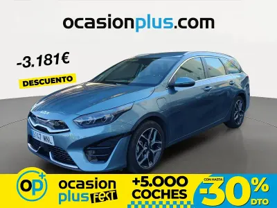 Usado Kia Ceed 141 CV (103 kW) 2024 Gris Utilitario