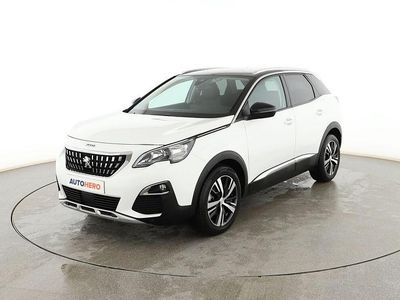 Usado Peugeot 3008 Allure 130 CV (95 kW) 2018 Blanco SUV