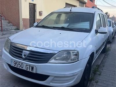 Usado Dacia Logan Lauréate 85 CV (62 kW) 2010 Blanco Familiar