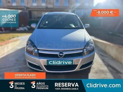 Usado Opel Astra Cosmo 110 CV (80 kW) 2006 Gris / plata Berlina