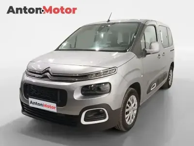 Usado Citroën Berlingo Feel 110 CV (80 kW) 2021 Gris Monovolumen