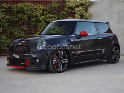 Usado Mini John Cooper Works 211 CV (155 kW) 2013 Gris / plata Utilitario