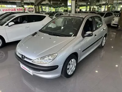 Begagnad Peugeot 206