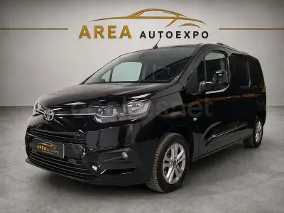 Usado Toyota Proace Verso Active 131 CV (96 kW) 2020 Negro Familiar