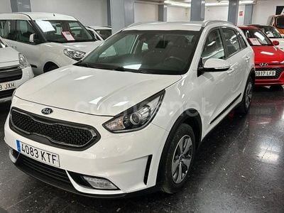 Usado Kia Niro 141 CV (103 kW) 2019 Blanco SUV