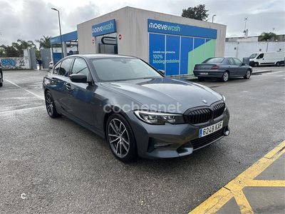 Begagnad BMW 320 184 HK (135 kW) 2019 Grå Sedan