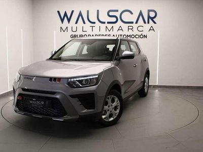 Gris Nuevo 2025 Ssangyong (KGM) Tivoli SUV | 16.448 €