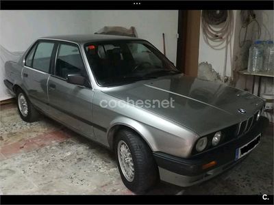 Gris / plata Usado 1988 BMW 320 Berlina | 10.500 €