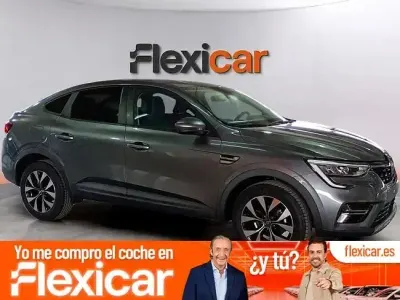 Usado Renault Arkana Equilibre 145 CV (106 kW) 2023 Gris SUV
