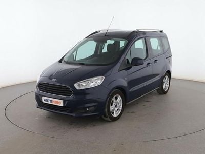 Usado Ford Tourneo Trend 100 CV (73 kW) 2015
