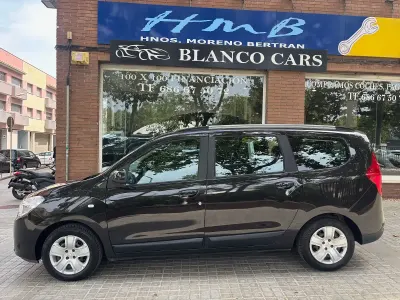 Usado Dacia Lodgy Comfort 102 CV (75 kW) 2018 Negro Monovolumen