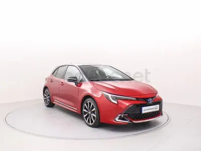 Usado Toyota Corolla Edition 140 CV (102 kW) 2025 Rojo Berlina