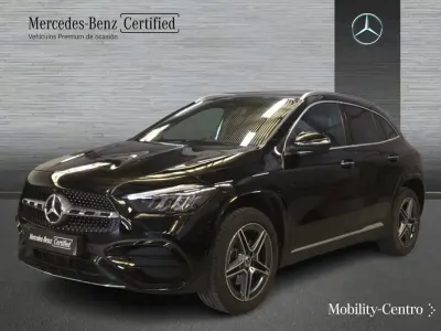 Usado Mercedes GLA250 163 CV (119 kW) 2025 Negro noche SUV