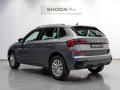 Usado Skoda Kamiq Selection 115 CV (84 kW) 2025 Gris SUV